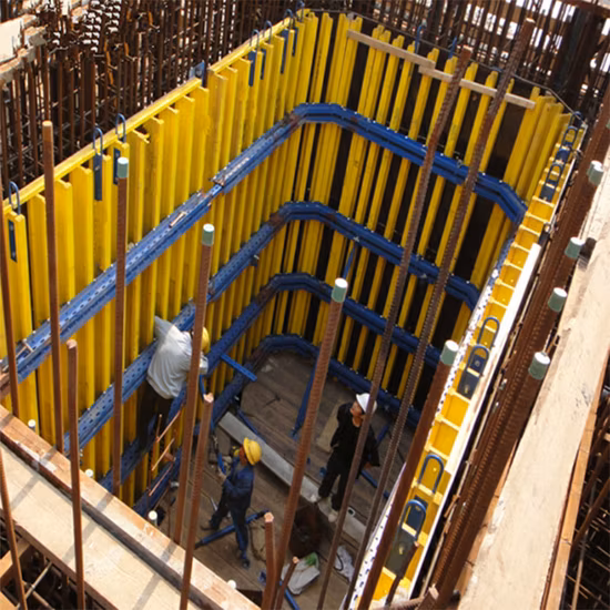 Plate-forme de poutre d'arbre Lainggong pour équipement d'ascenseur, coffrage d'ascenseur de mur de noyau de cage d'escalier pour la construction
